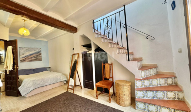 Odsprzedaż - Kamienica - Finestrat - Costa Blanca