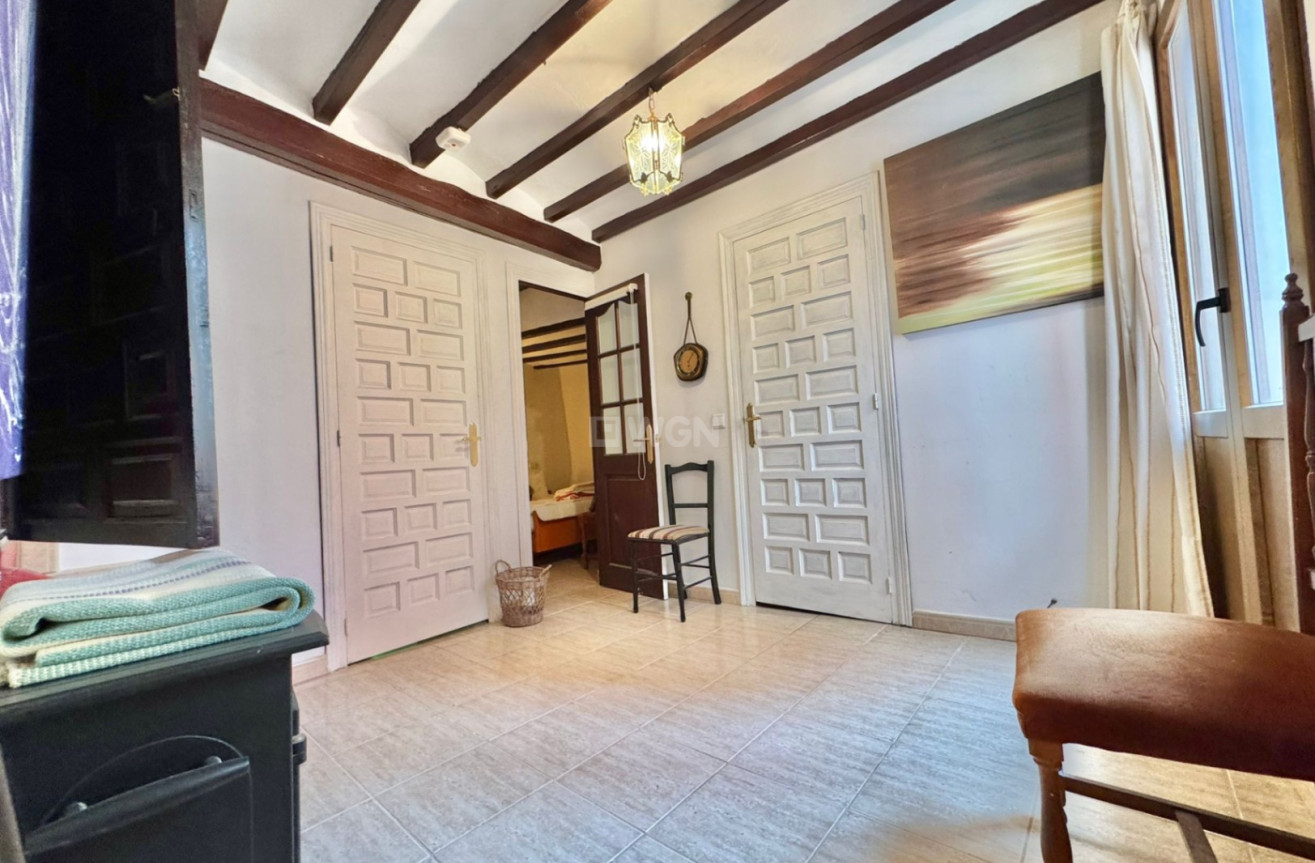 Odsprzedaż - Kamienica - Finestrat - Costa Blanca