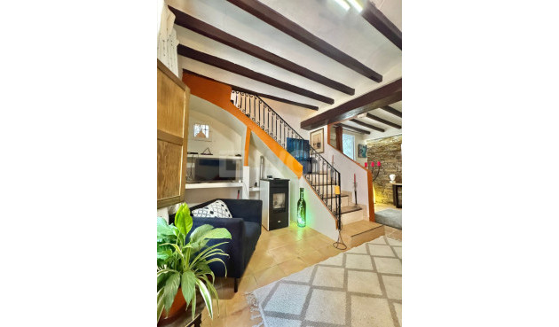 Odsprzedaż - Kamienica - Finestrat - Costa Blanca