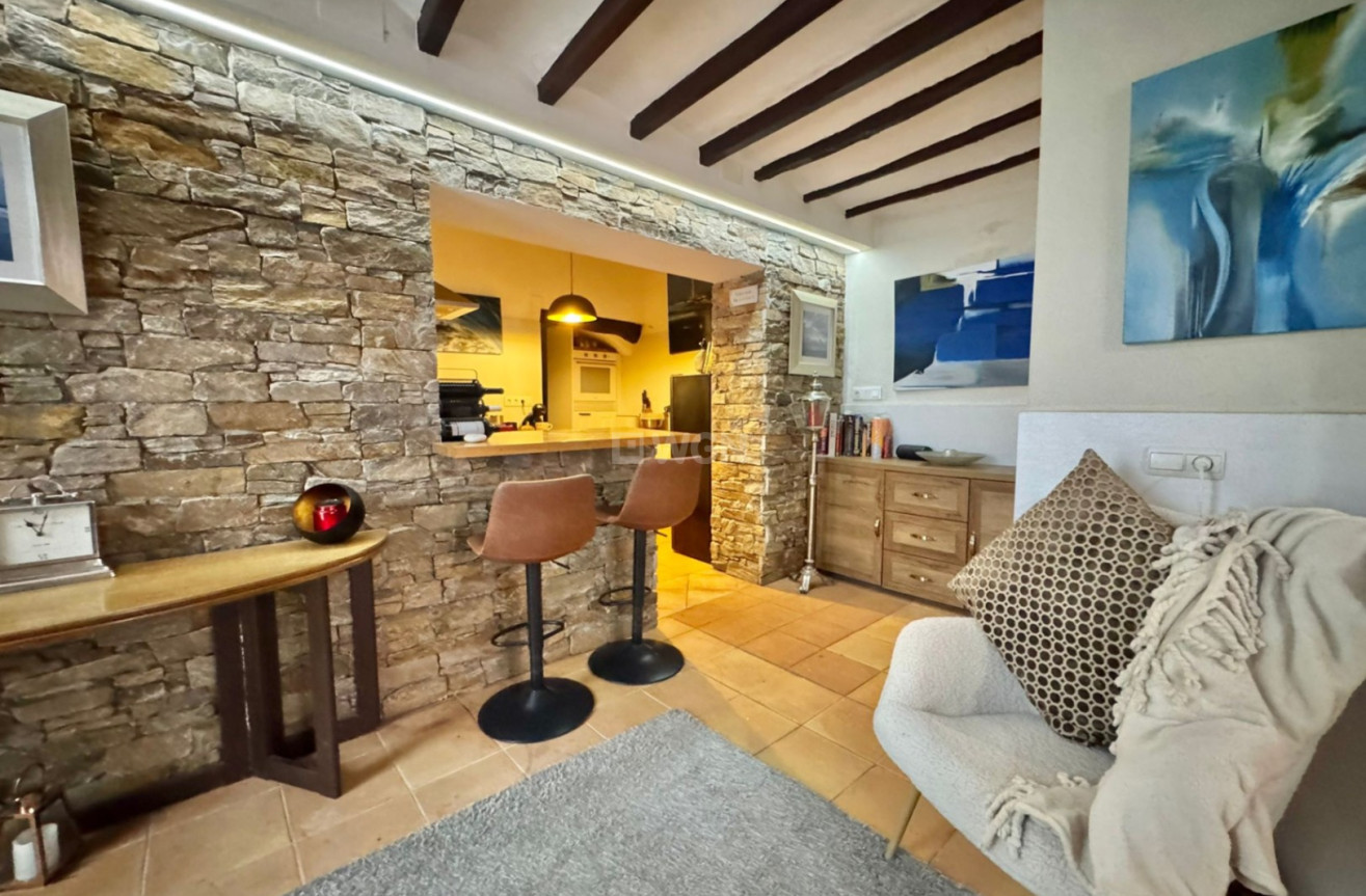 Odsprzedaż - Kamienica - Finestrat - Costa Blanca