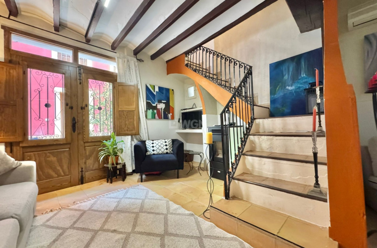 Odsprzedaż - Kamienica - Finestrat - Costa Blanca