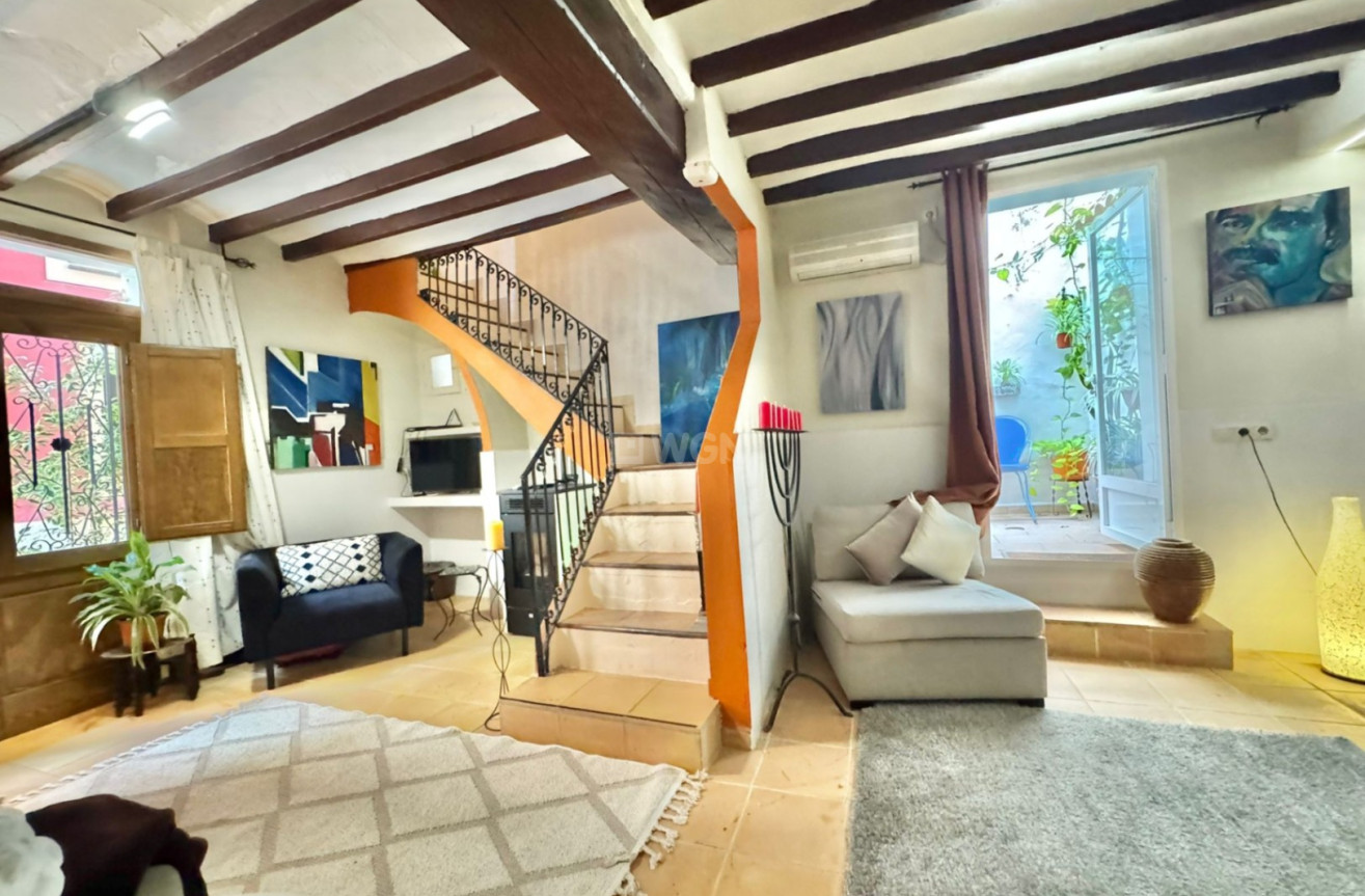 Odsprzedaż - Kamienica - Finestrat - Costa Blanca