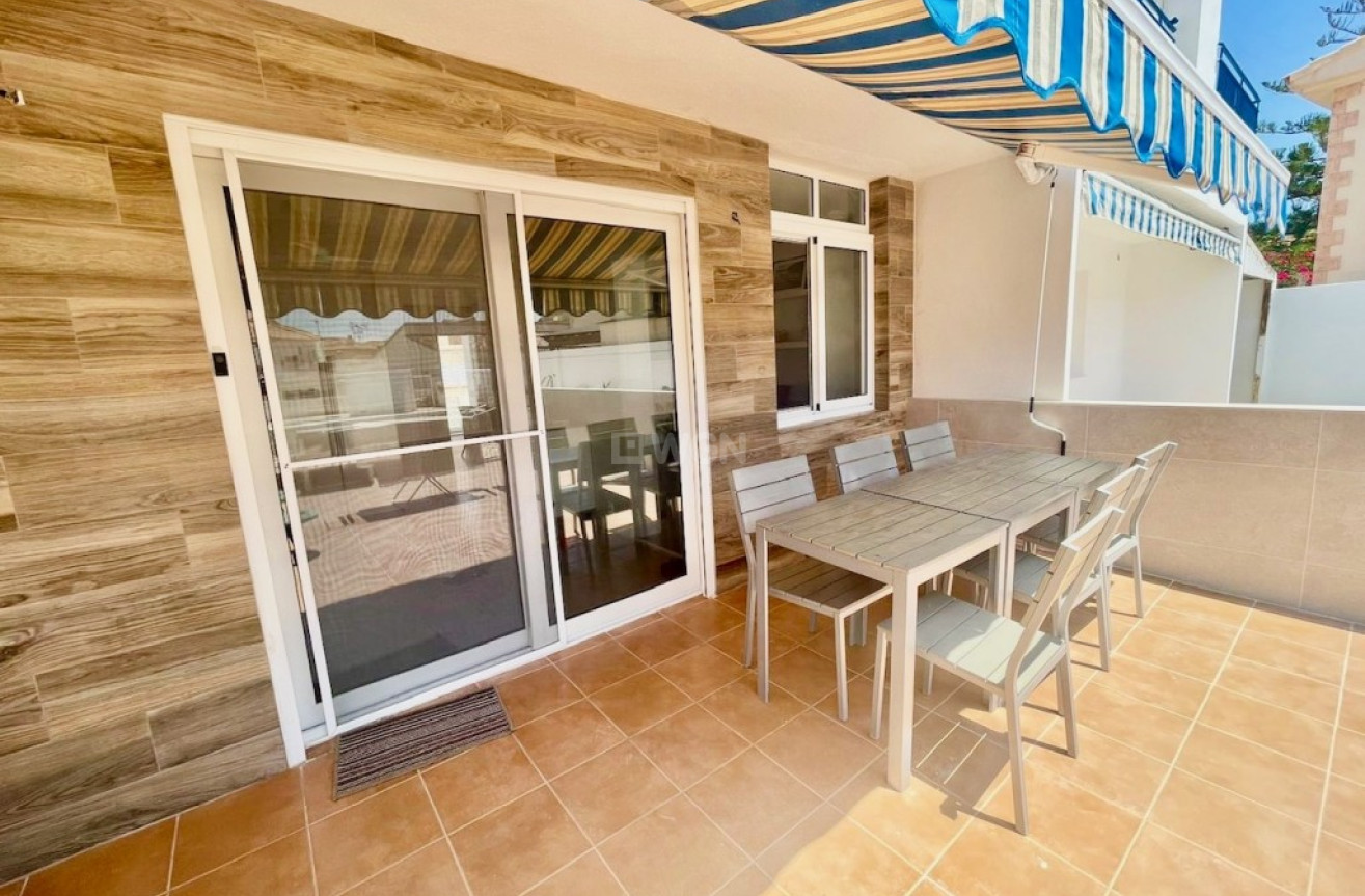 Reventa - Adosado - Aquilas