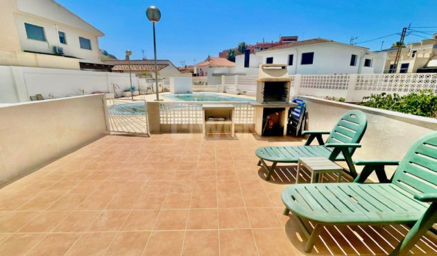 Reventa - Adosado - Aquilas