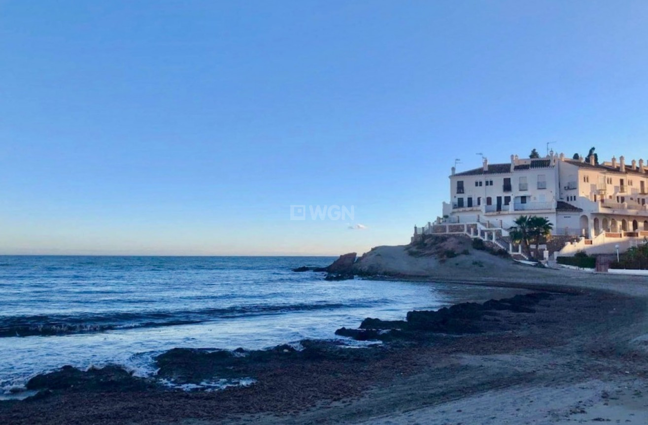 Reventa - Adosado - Aquilas