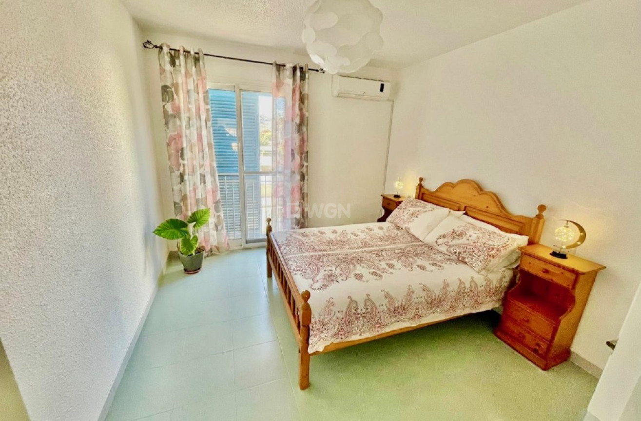 Reventa - Adosado - Aquilas