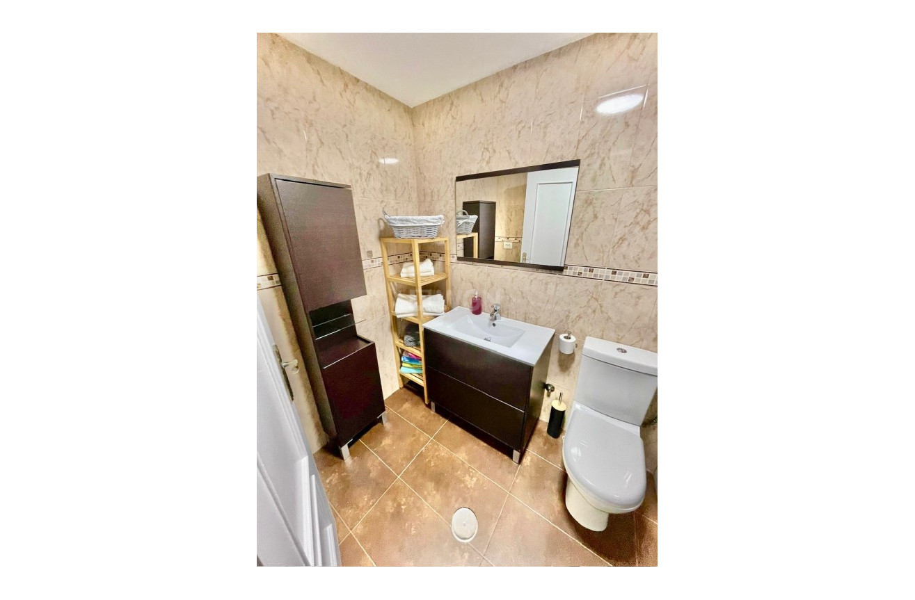 Reventa - Adosado - Aquilas