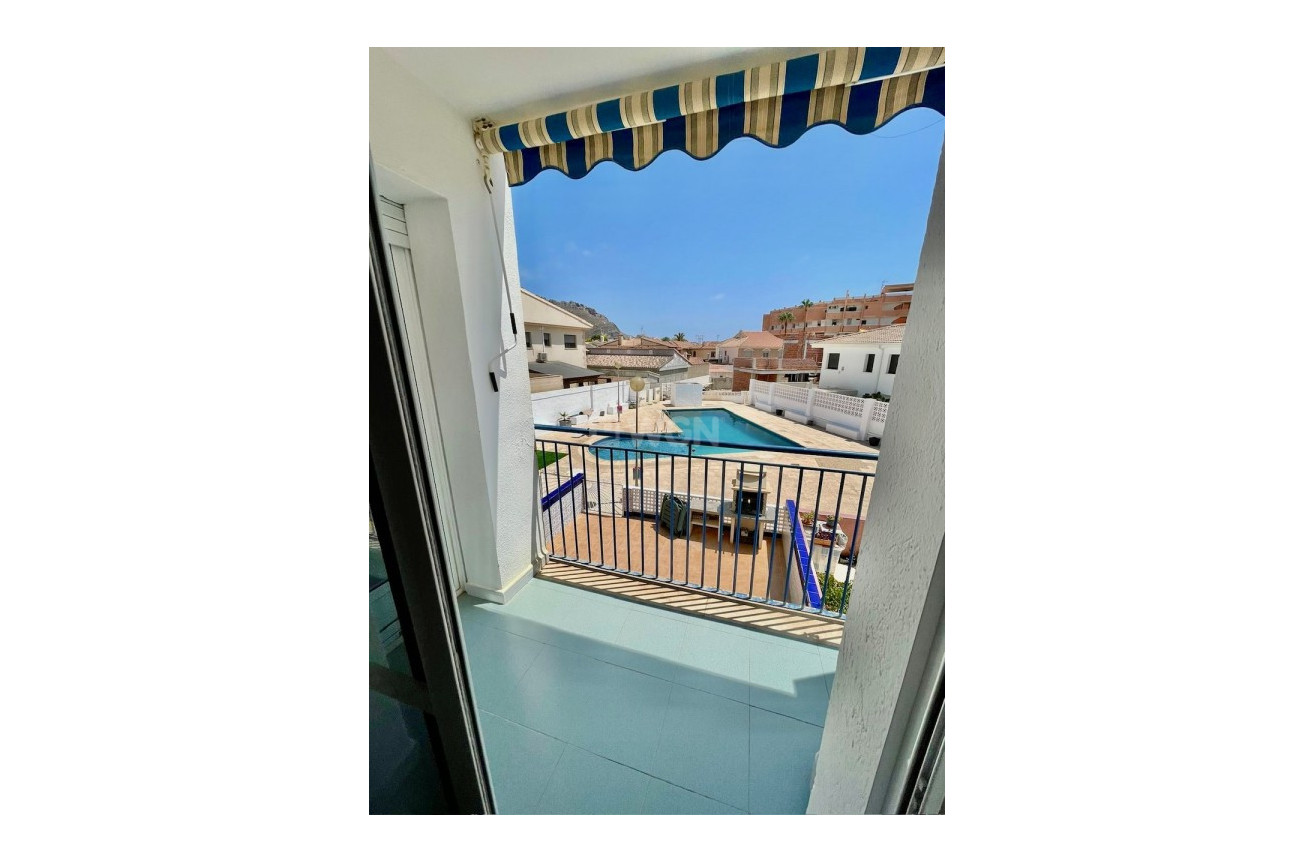 Reventa - Adosado - Aquilas