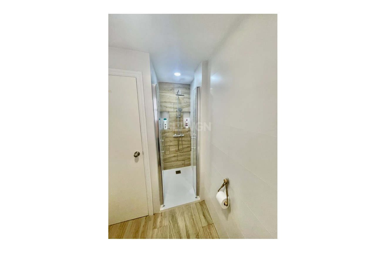 Reventa - Adosado - Aquilas