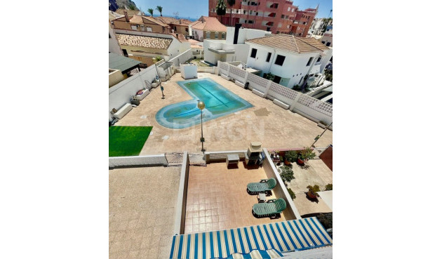 Reventa - Adosado - Aquilas