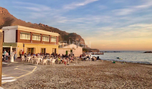 Reventa - Adosado - Aquilas