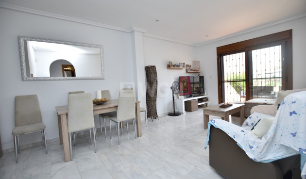 Odsprzedaż - Kamienica - Algorfa - Inland