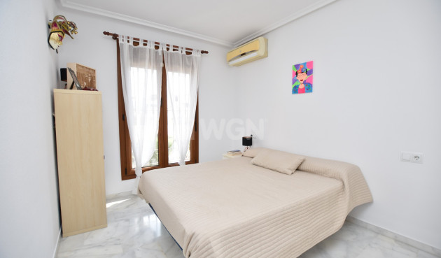 Odsprzedaż - Kamienica - Algorfa - Inland