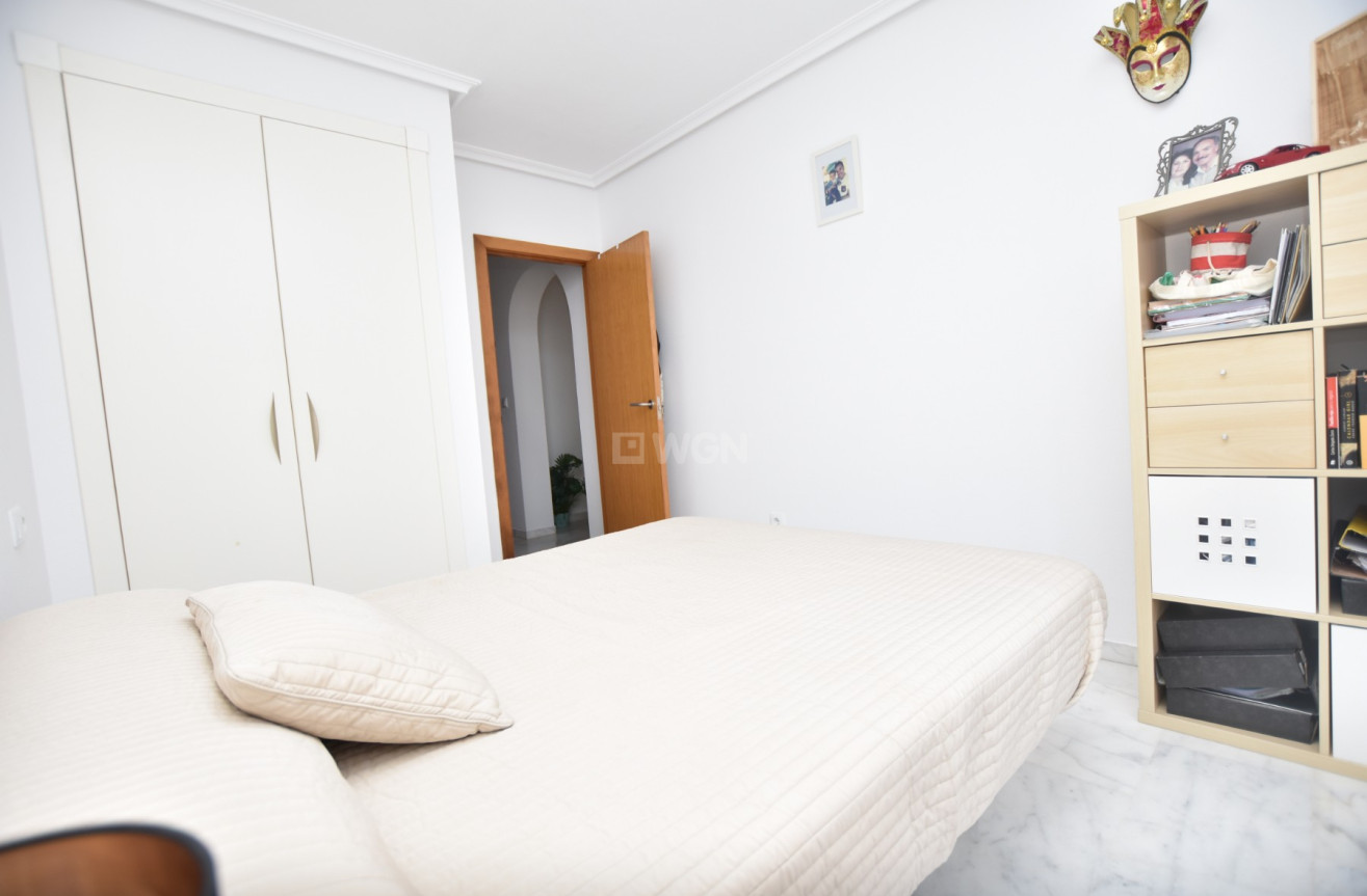 Odsprzedaż - Kamienica - Algorfa - Inland