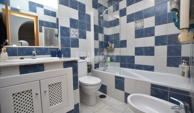 Odsprzedaż - Kamienica - Algorfa - Inland