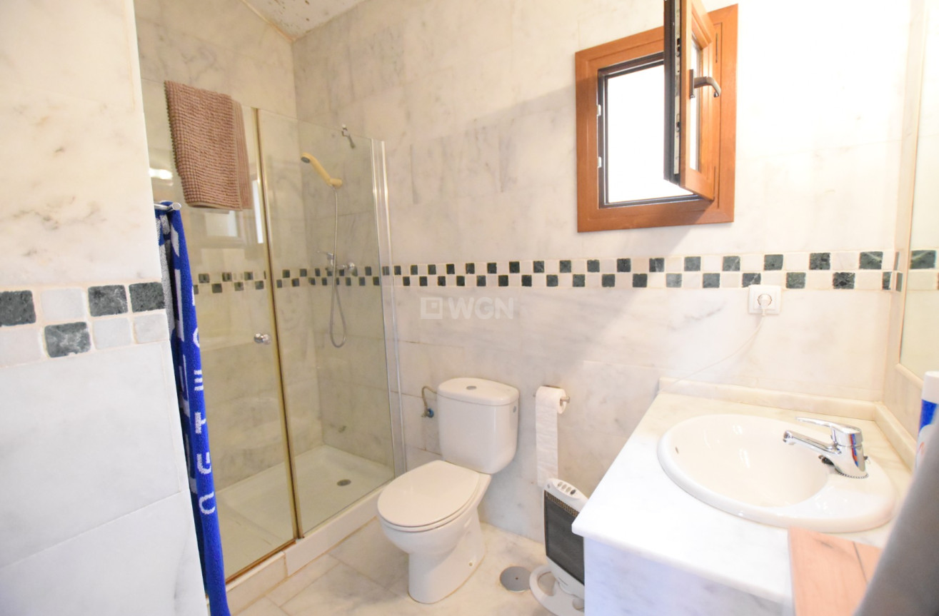 Odsprzedaż - Kamienica - Algorfa - Inland