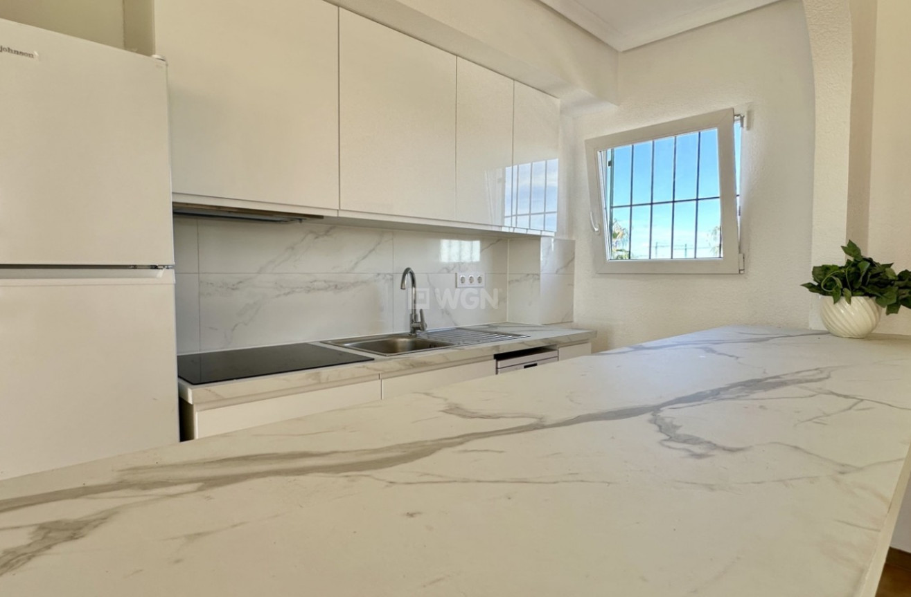 Odsprzedaż - Mieszkanie w bloku - Orihuela Costa - Costa Blanca