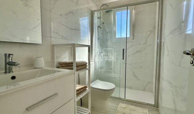 Odsprzedaż - Mieszkanie w bloku - Orihuela Costa - Costa Blanca