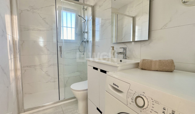 Odsprzedaż - Mieszkanie w bloku - Orihuela Costa - Costa Blanca