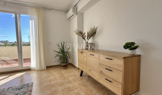 Odsprzedaż - Mieszkanie w bloku - Orihuela Costa - Costa Blanca