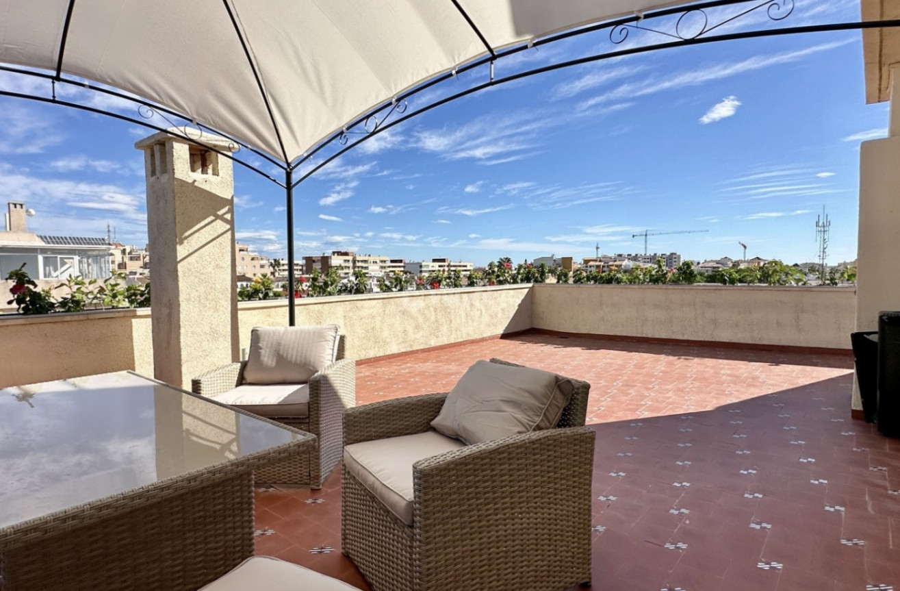 Odsprzedaż - Mieszkanie w bloku - Orihuela Costa - Costa Blanca