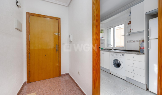 Resale - Apartment / flat - Torrevieja - Costa Blanca