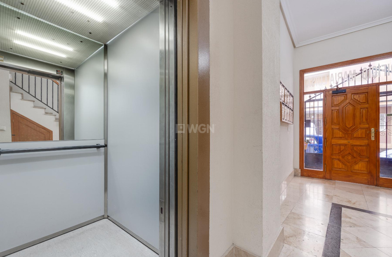 Resale - Apartment / flat - Torrevieja - Costa Blanca