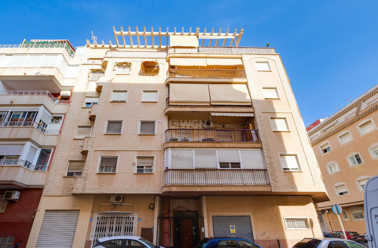 Resale - Apartment / flat - Torrevieja - Costa Blanca