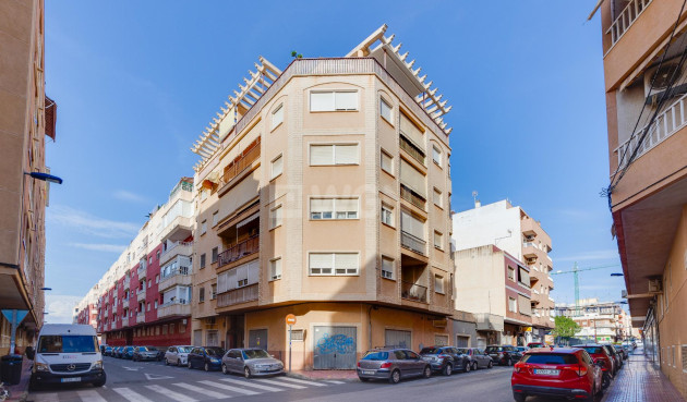 Resale - Apartment / flat - Torrevieja - Costa Blanca