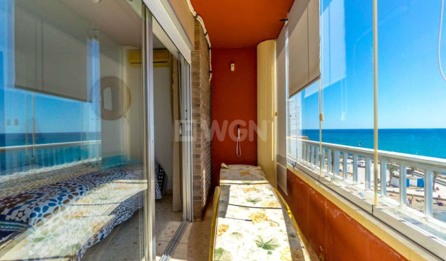Odsprzedaż - Mieszkanie w bloku - Torrevieja - Costa Blanca