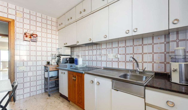 Odsprzedaż - Mieszkanie w bloku - Torrevieja - Costa Blanca