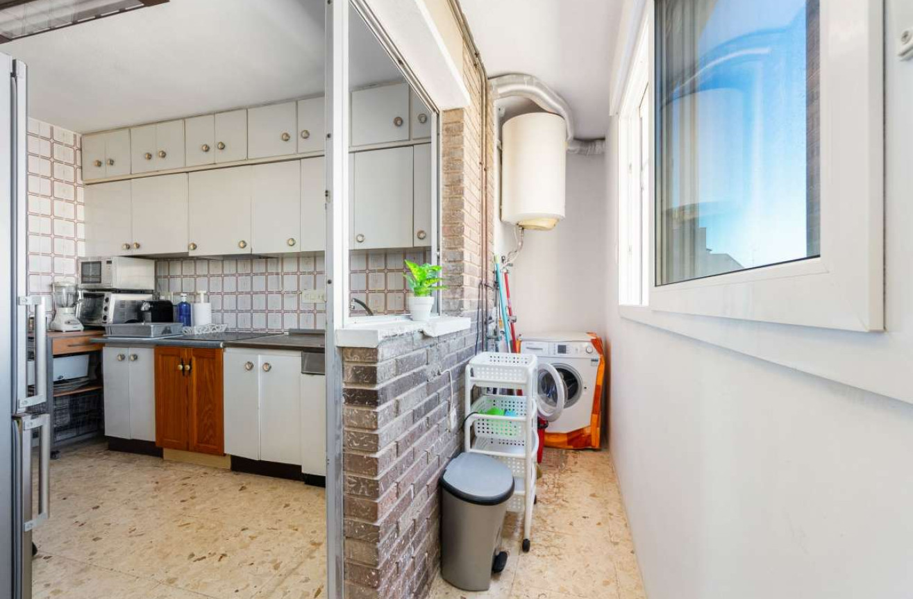 Odsprzedaż - Mieszkanie w bloku - Torrevieja - Costa Blanca