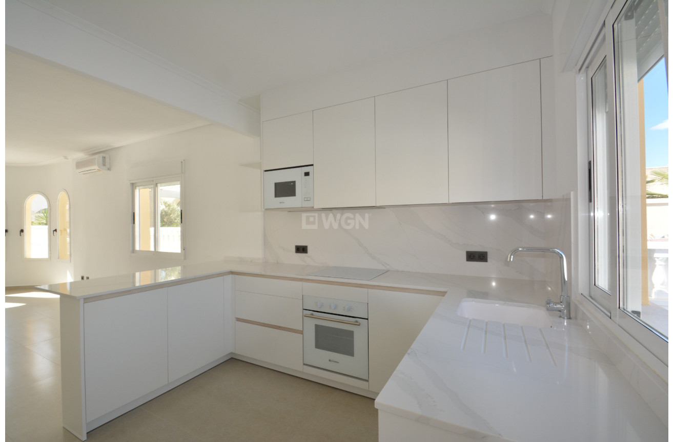 Resale - Villa - Algorfa - Inland