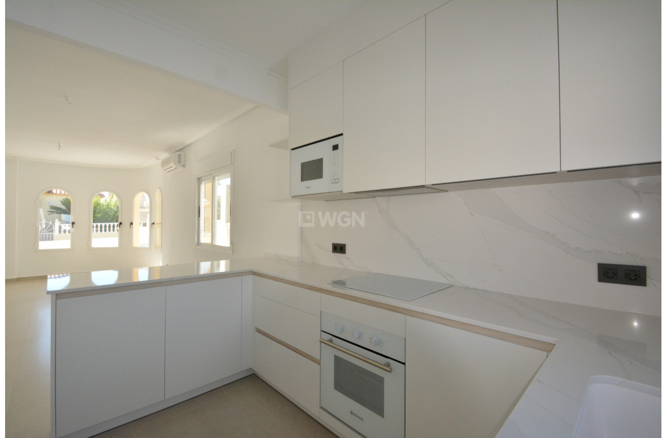 Resale - Villa - Algorfa - Inland