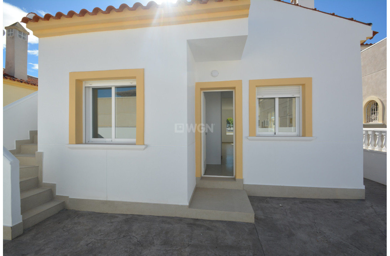Resale - Villa - Algorfa - Inland