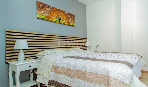 Odsprzedaż - Mieszkanie w bloku - Torrevieja - Aguas Nuevas 2