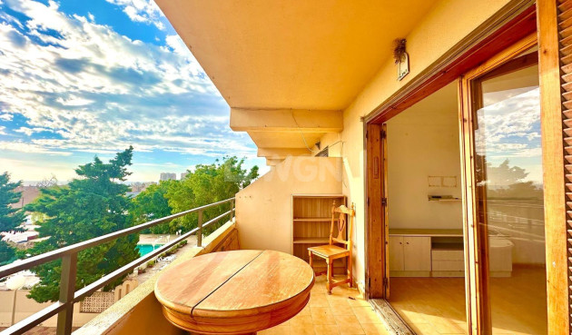 Resale - Apartment / flat - Torrevieja - aguas nuevas