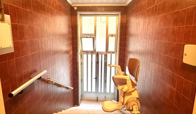 Odsprzedaż - Mieszkanie w bloku - Torrevieja - Playa del Cura