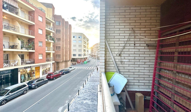 Odsprzedaż - Mieszkanie w bloku - Torrevieja - Playa del Cura