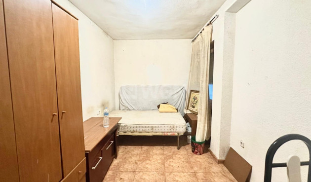 Odsprzedaż - Mieszkanie w bloku - Torrevieja - Playa del Cura