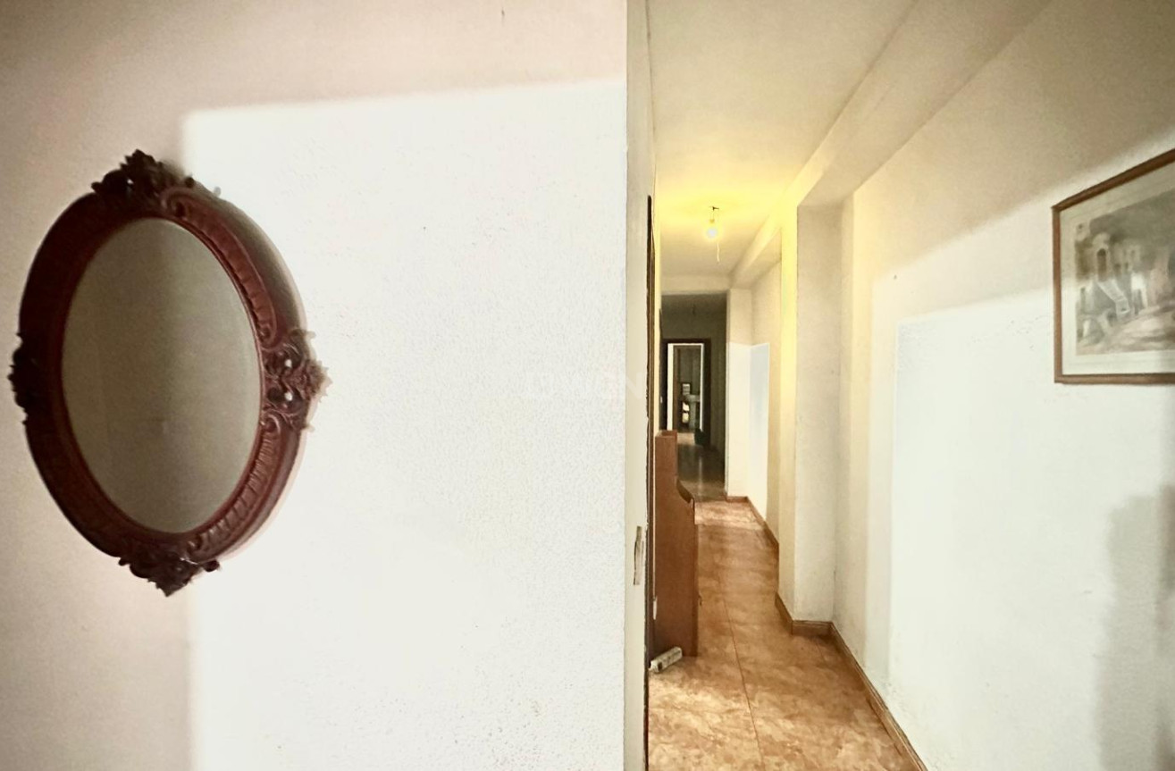 Odsprzedaż - Mieszkanie w bloku - Torrevieja - Playa del Cura