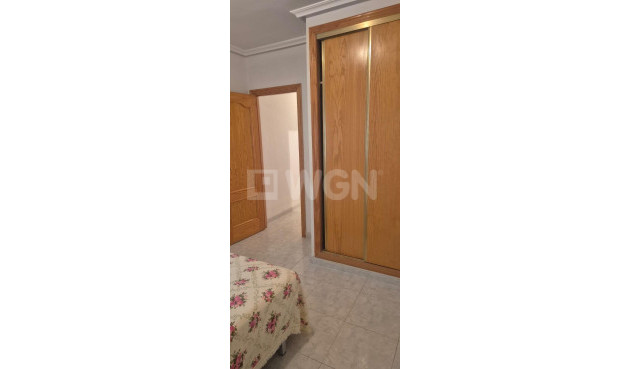 Resale - Apartment / flat - Torrevieja - La Mata