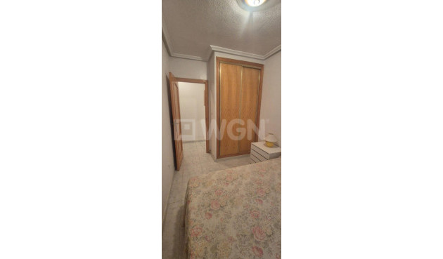 Resale - Apartment / flat - Torrevieja - La Mata