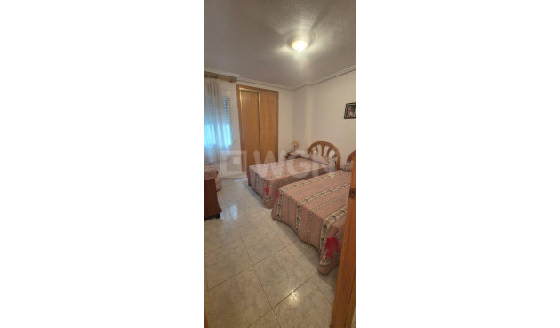 Resale - Apartment / flat - Torrevieja - La Mata