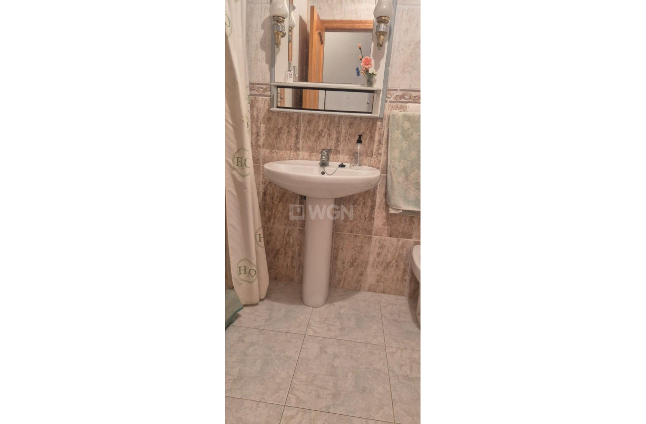 Resale - Apartment / flat - Torrevieja - La Mata