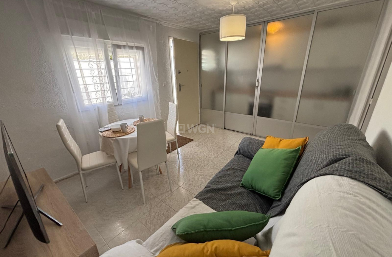 Wiederverkauf - Bungalow - Torrevieja - La Siesta - El Salado - Torreta