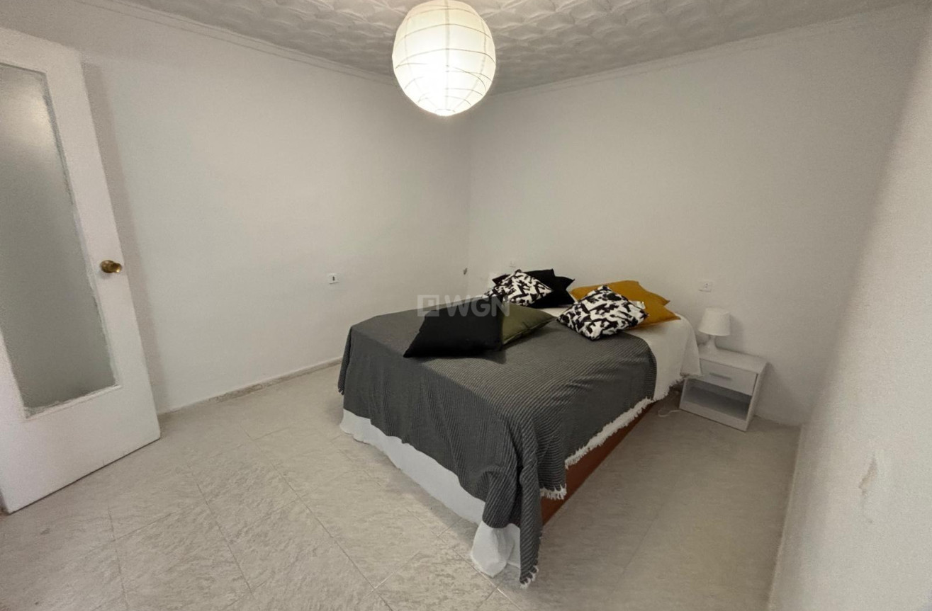 Wiederverkauf - Bungalow - Torrevieja - La Siesta - El Salado - Torreta