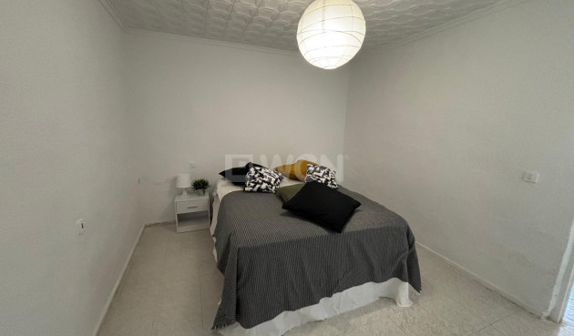 Wiederverkauf - Bungalow - Torrevieja - La Siesta - El Salado - Torreta