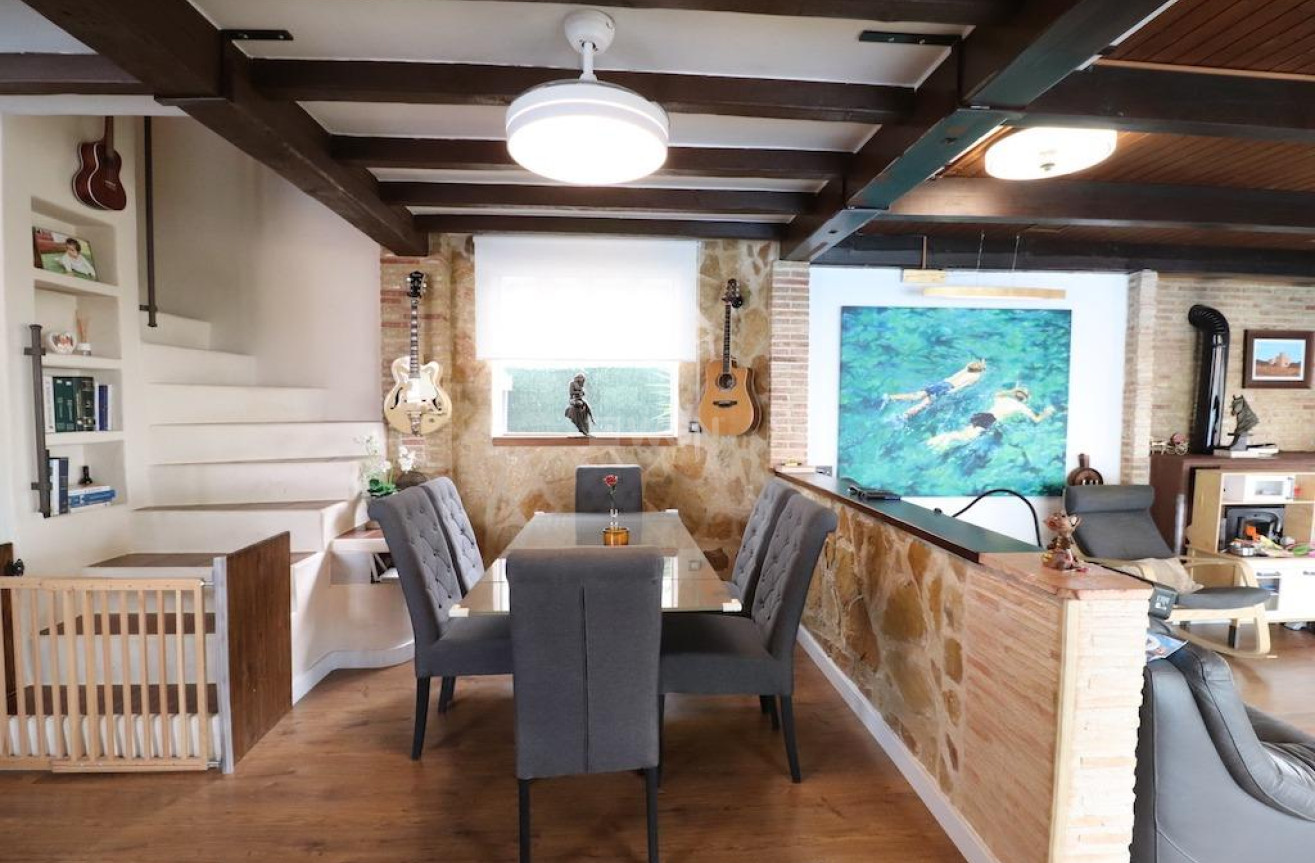 Resale - Villa - Orihuela Costa - Costa Blanca