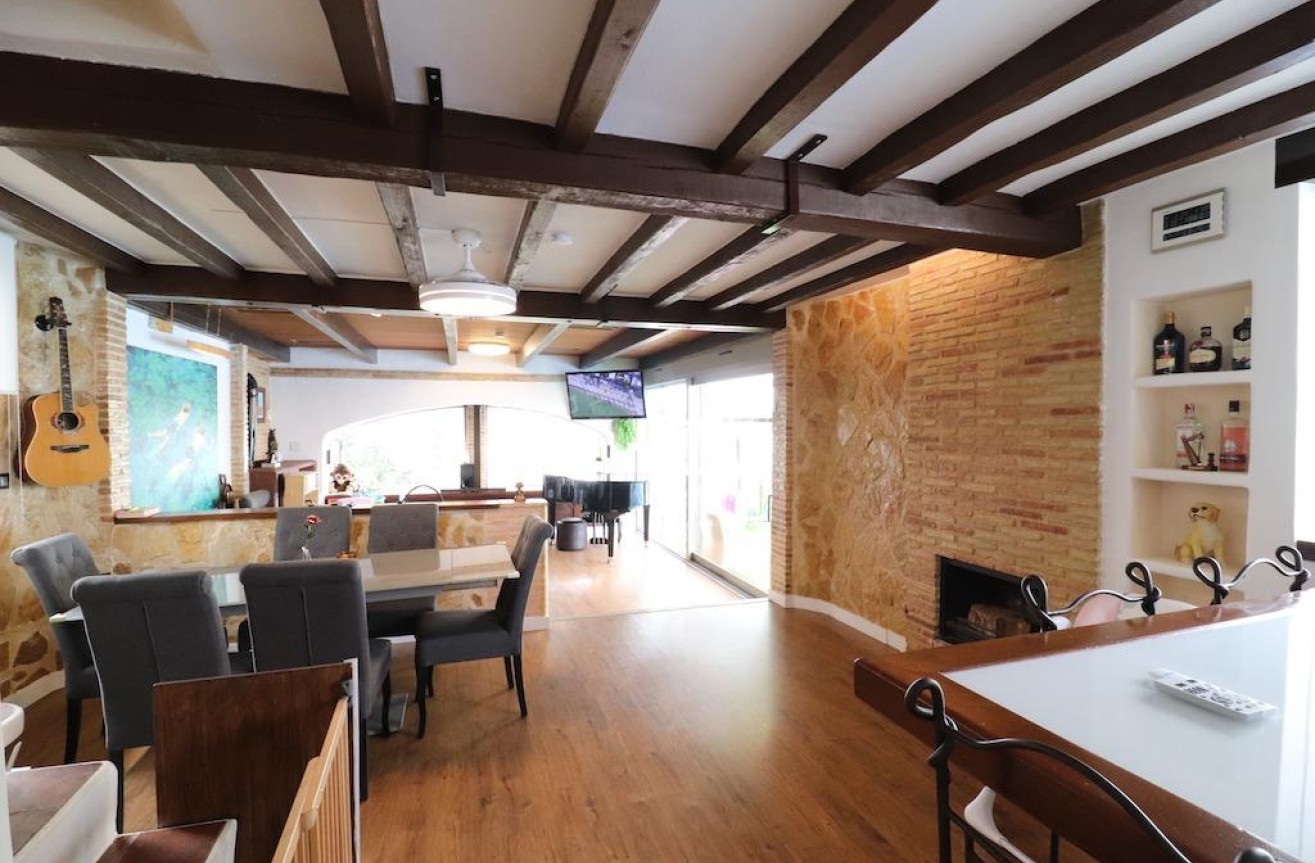 Resale - Villa - Orihuela Costa - Costa Blanca